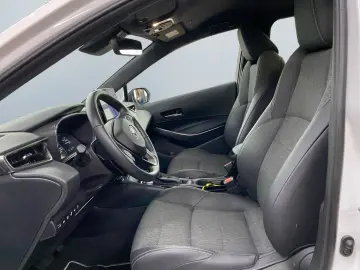 Corolla 2.0 Hybrid Team D  LED ACC CarPlay RCam