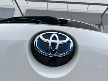 Corolla 2.0 Hybrid Team D  LED ACC CarPlay RCam