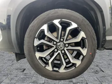 Yaris Cross 1.5 VVT-iE Hybrid TEAM D ACC LED NAV