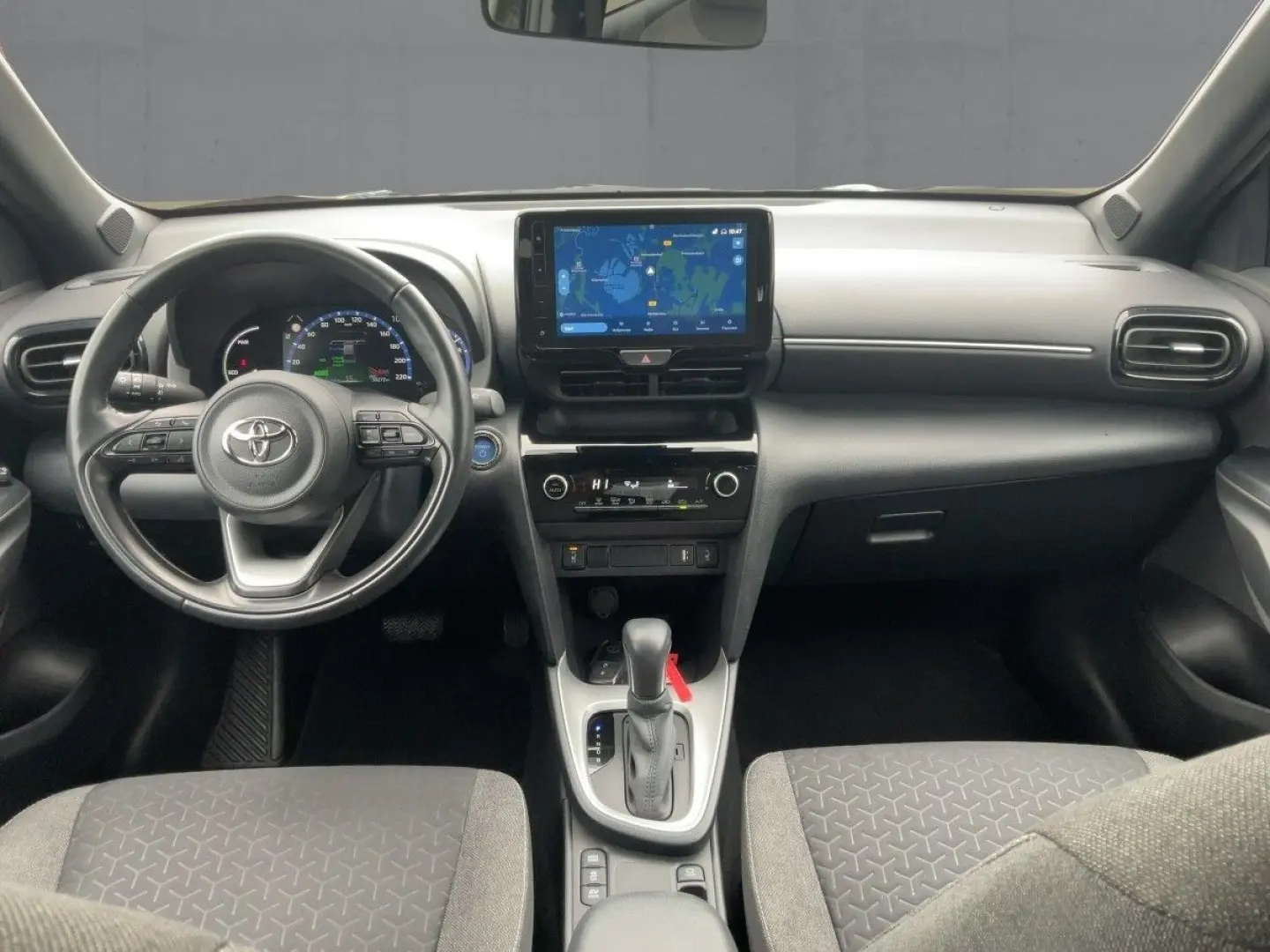 Yaris Cross 1.5 VVT-iE Hybrid TEAM D ACC LED NAV