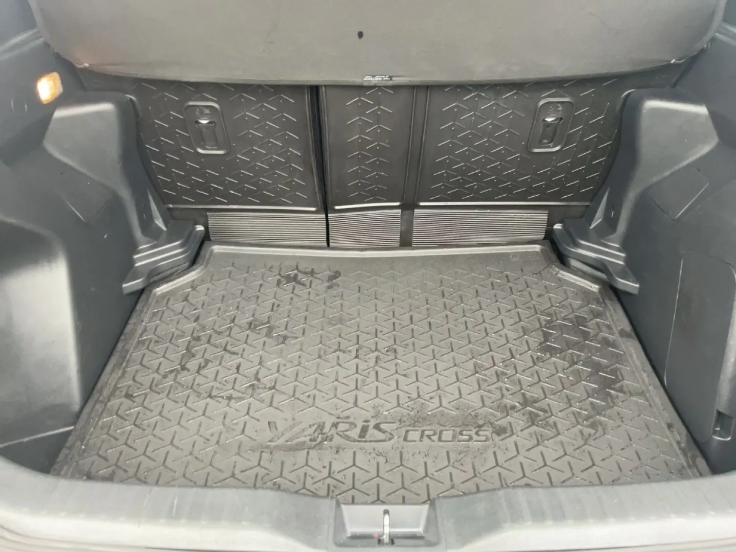 Yaris Cross 1.5 VVT-iE Hybrid TEAM D ACC LED NAV