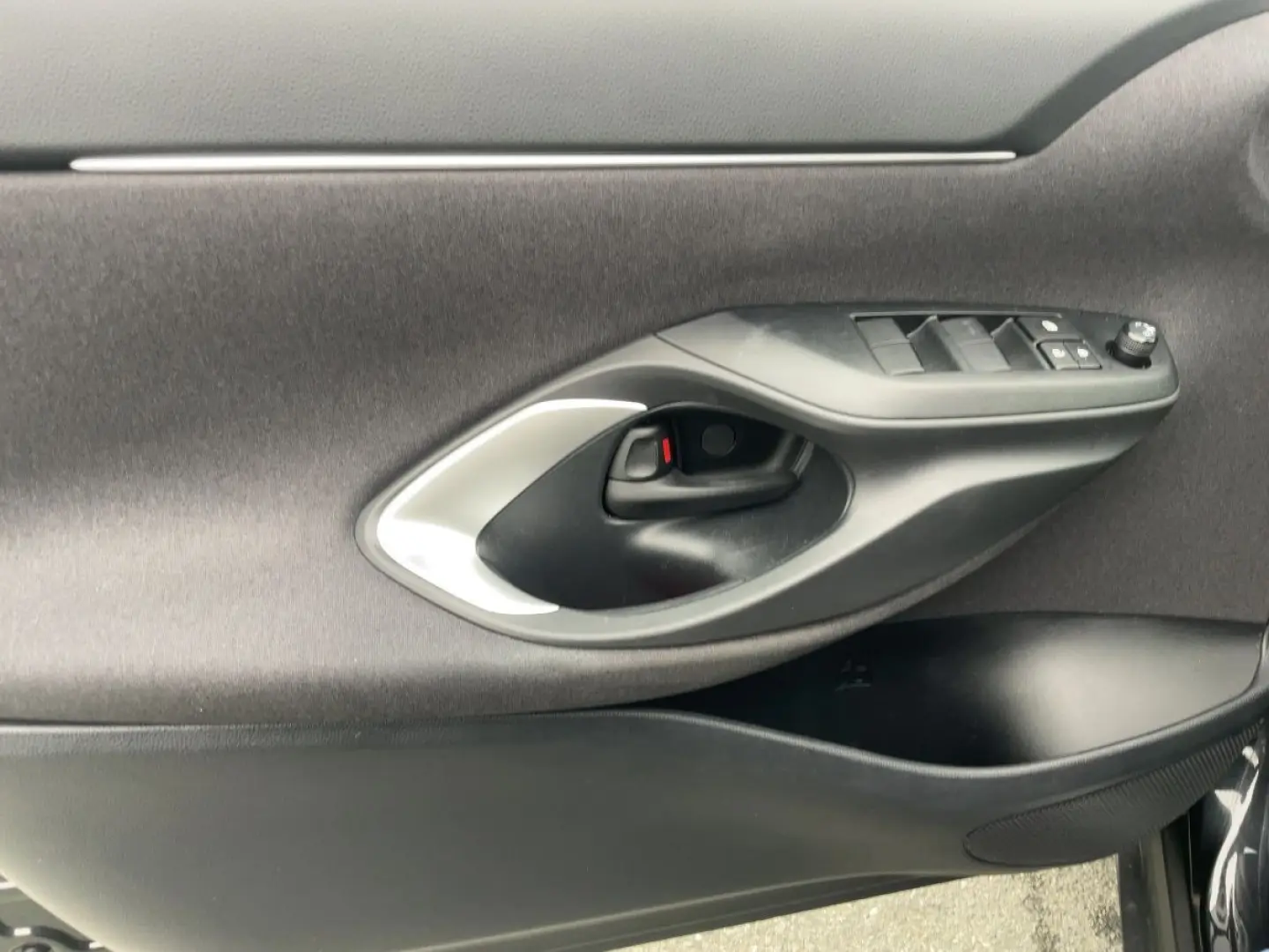 Yaris Cross 1.5 VVT-iE Hybrid TEAM D ACC LED NAV