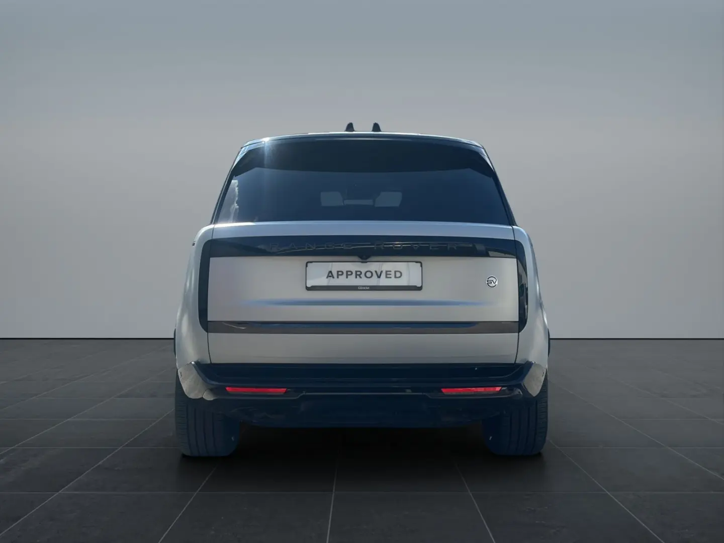 Range Rover P530 SV WinterPack AHK 360 Kam. 23