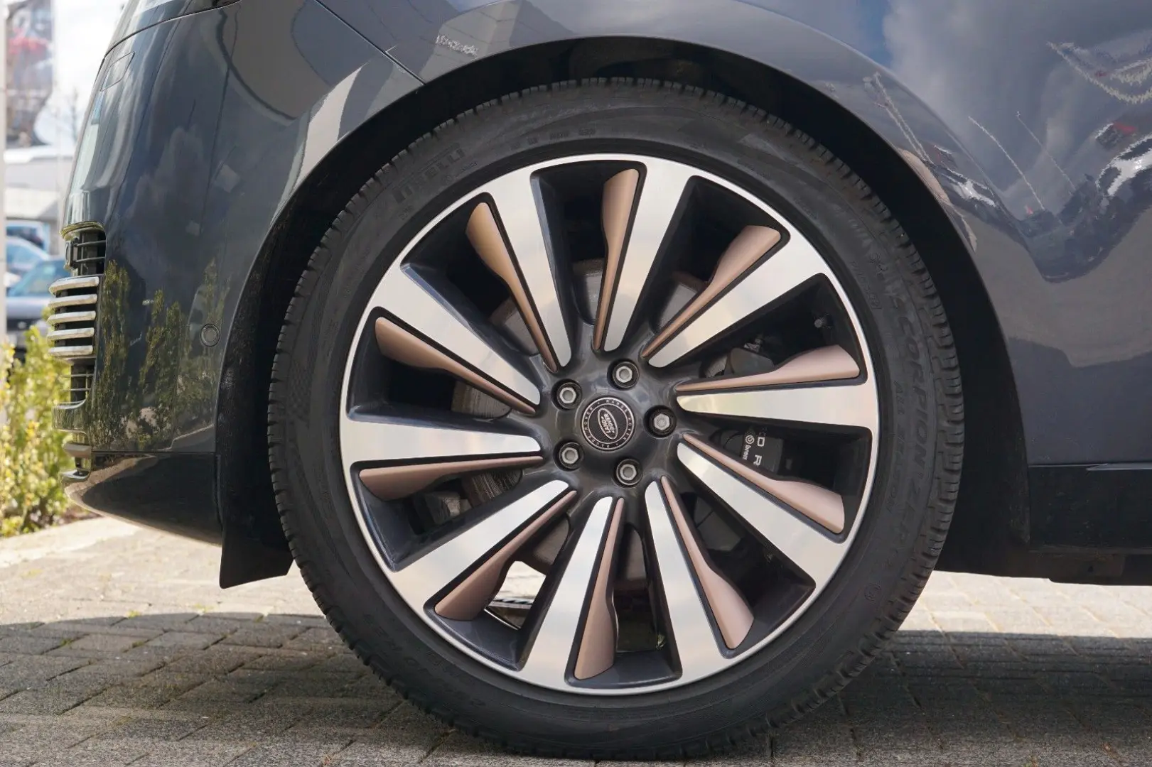 Range Rover P530 SV - 23  - AHK - Kommission