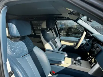 Range Rover P530 SV - 23  - AHK - Kommission