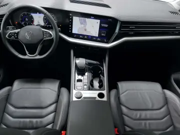 Touareg 3.0 TDI V6 4MOTION   LED RFK ACC Navi