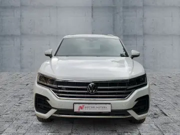Touareg 3.0 TDI 4M R-LINE LED NAVI AHK ACC RFK