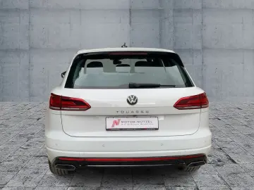 Touareg 3.0 TDI 4M R-LINE LED NAVI AHK ACC RFK