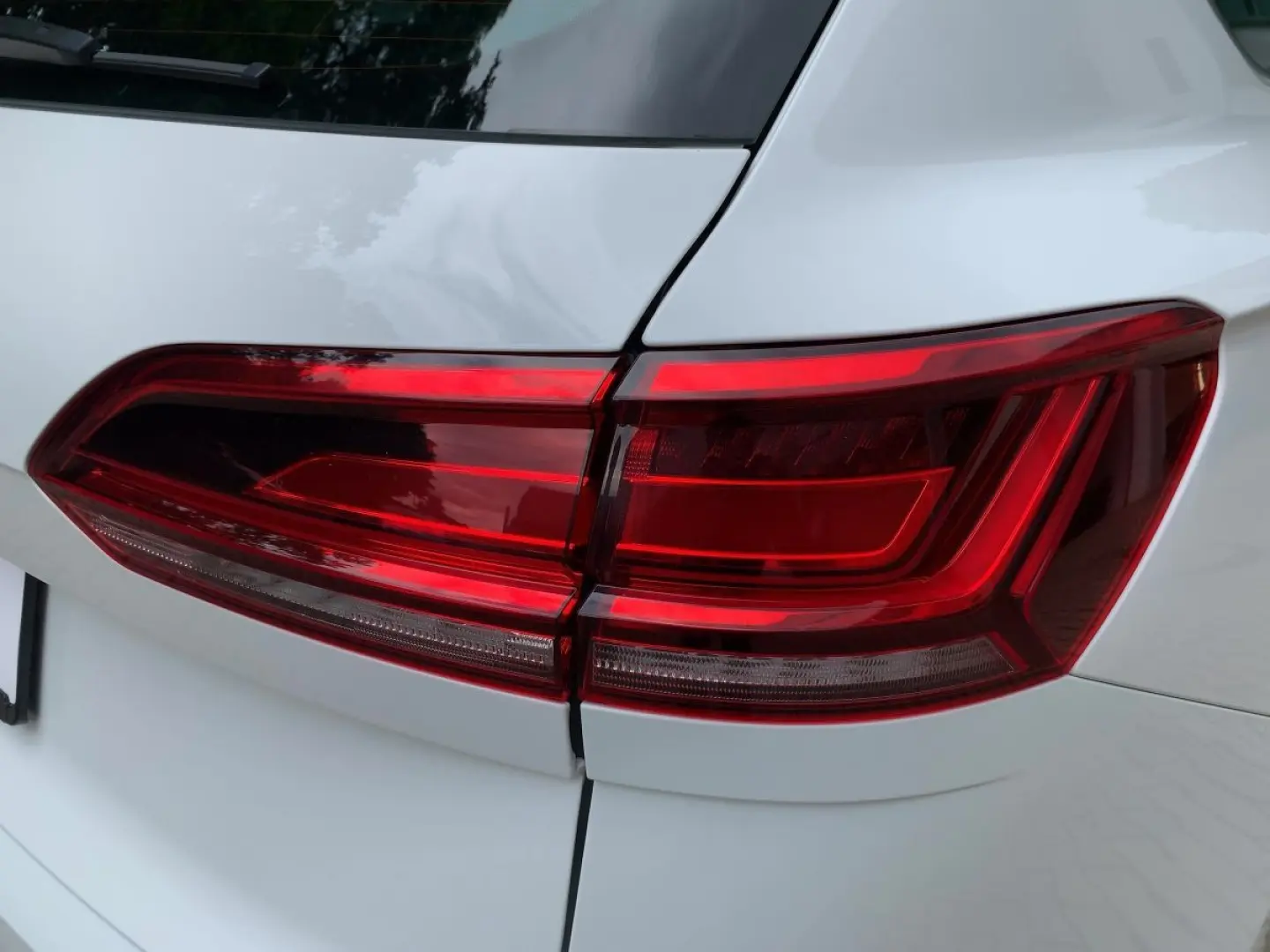 Touareg 3.0 TDI 4M R-LINE LED NAVI AHK ACC RFK