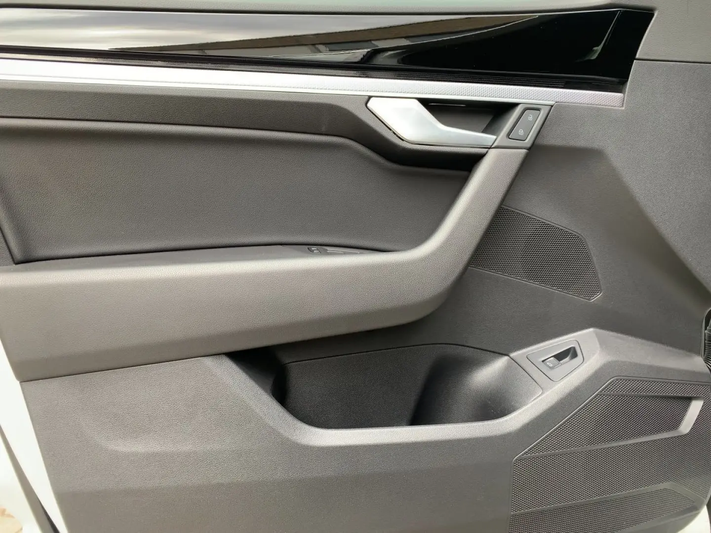 Touareg 3.0 TDI 4M R-LINE LED NAVI AHK ACC RFK