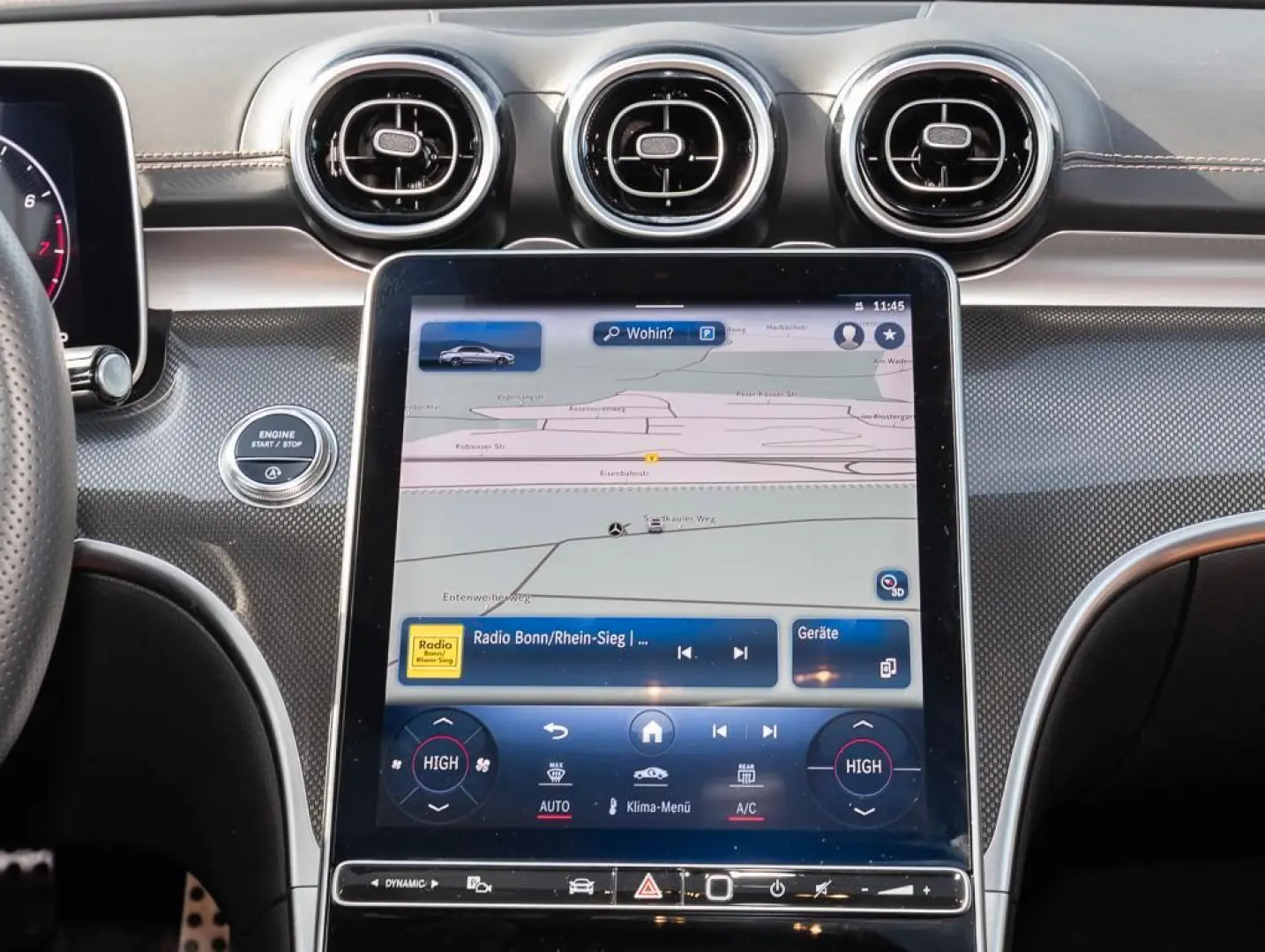 C 300 4MATIC Pano S-Sitz ACC KeyLess ParkAss.