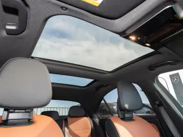 C 300 4MATIC Pano S-Sitz ACC KeyLess ParkAss.