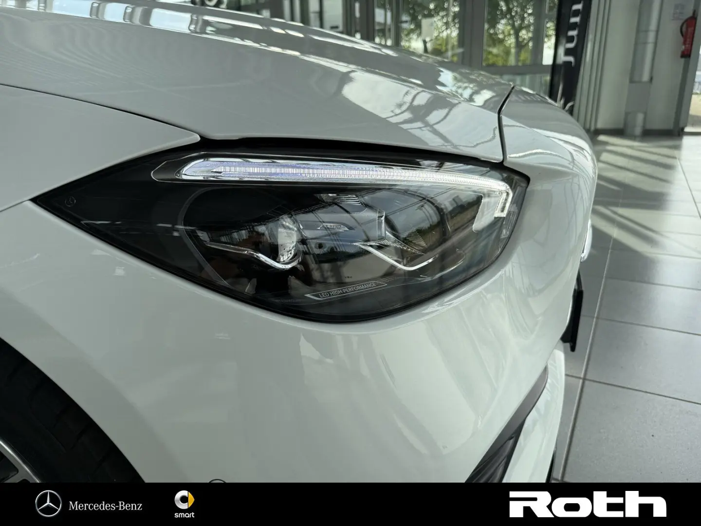 C300d 4M EditionAMG Burmester Night HeadUp Distr