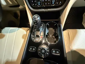 Bentayga 6.0 W12 PANO 608PS 4x4 360  FULL