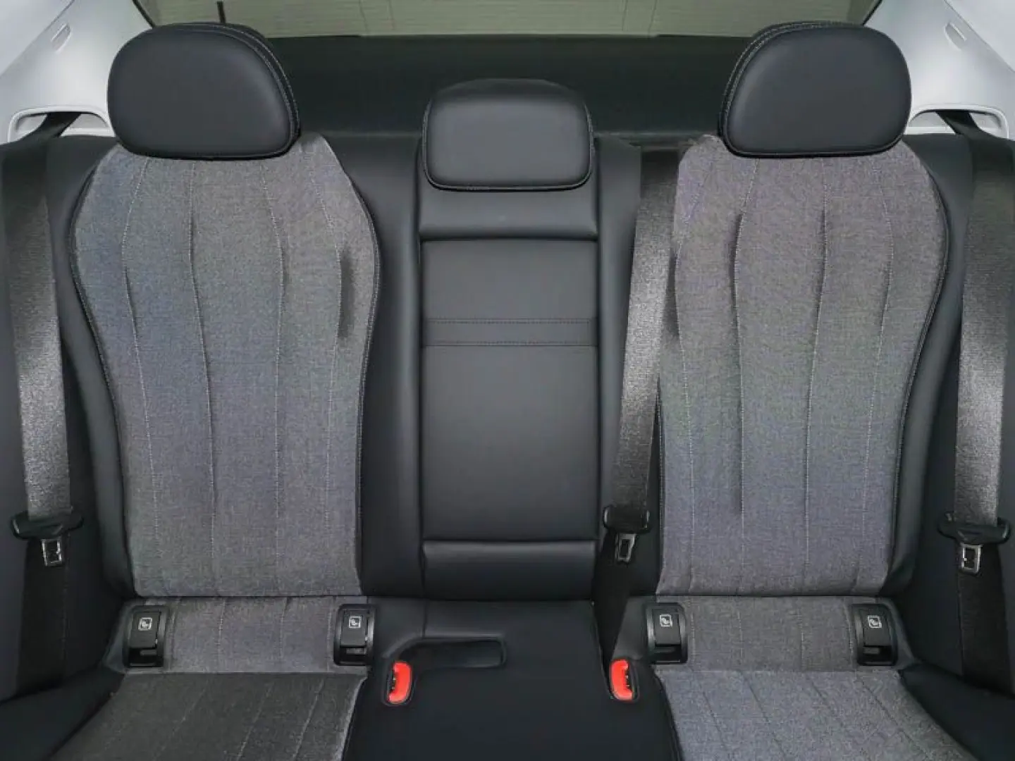 E 200 4M Avantgarde Advanced LED Distronic DAB