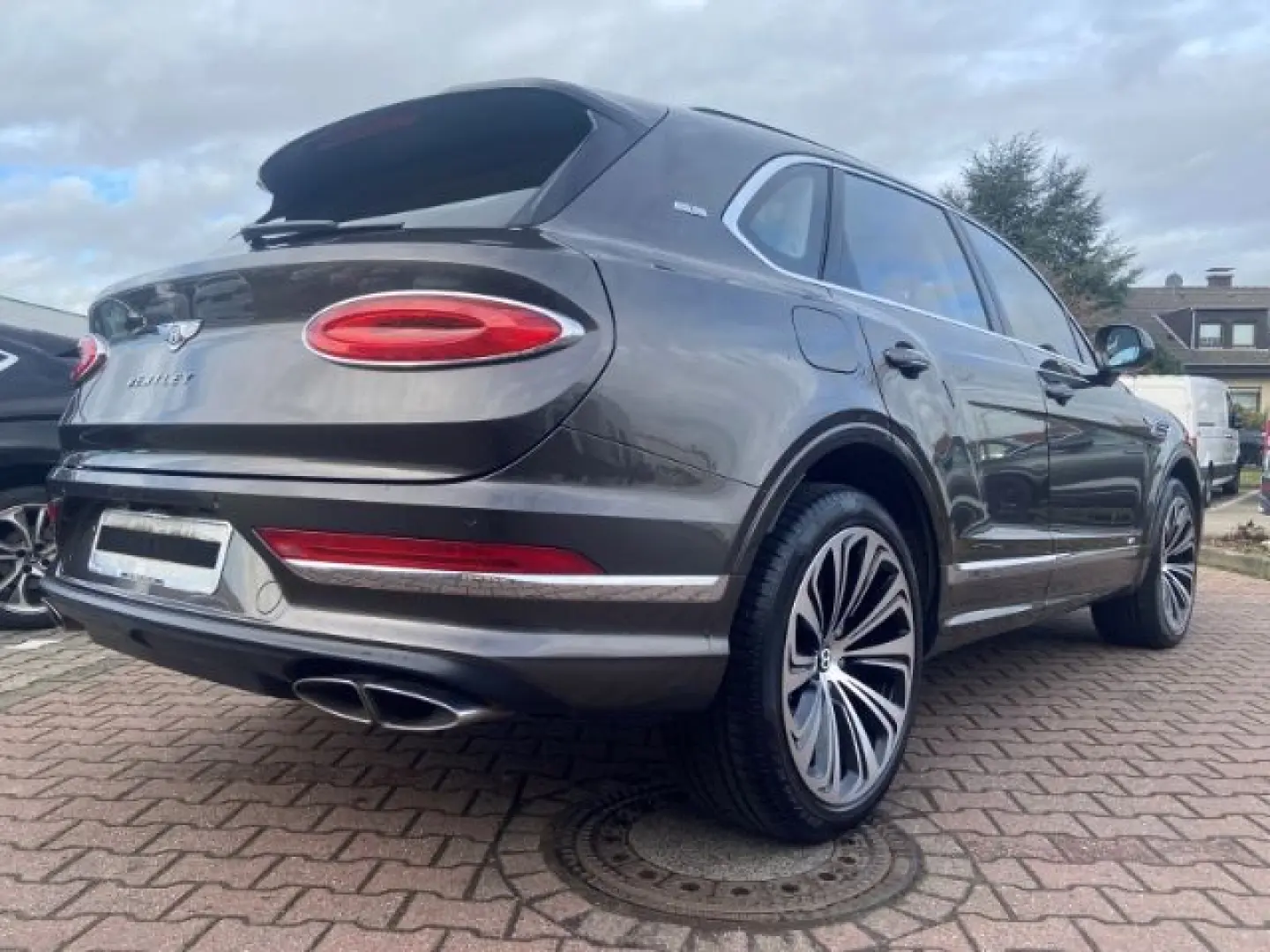 Bentayga Mulliner First Edition 22 Naim Airmatic