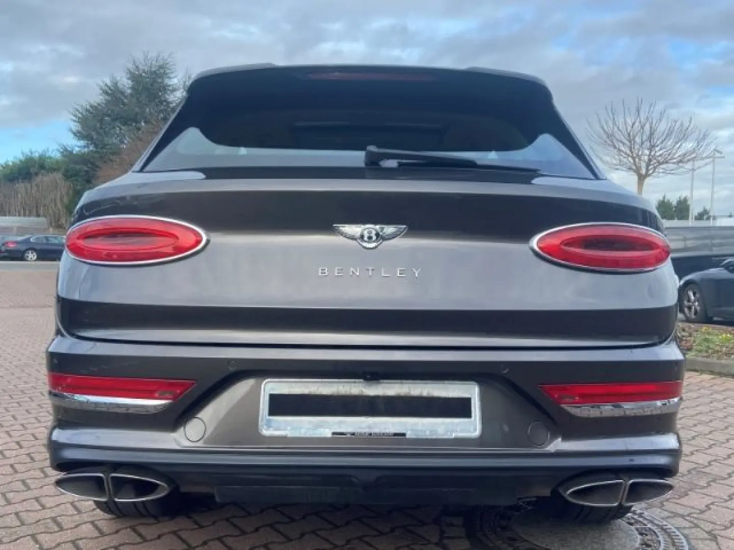 Bentayga Mulliner First Edition 22 Naim Airmatic