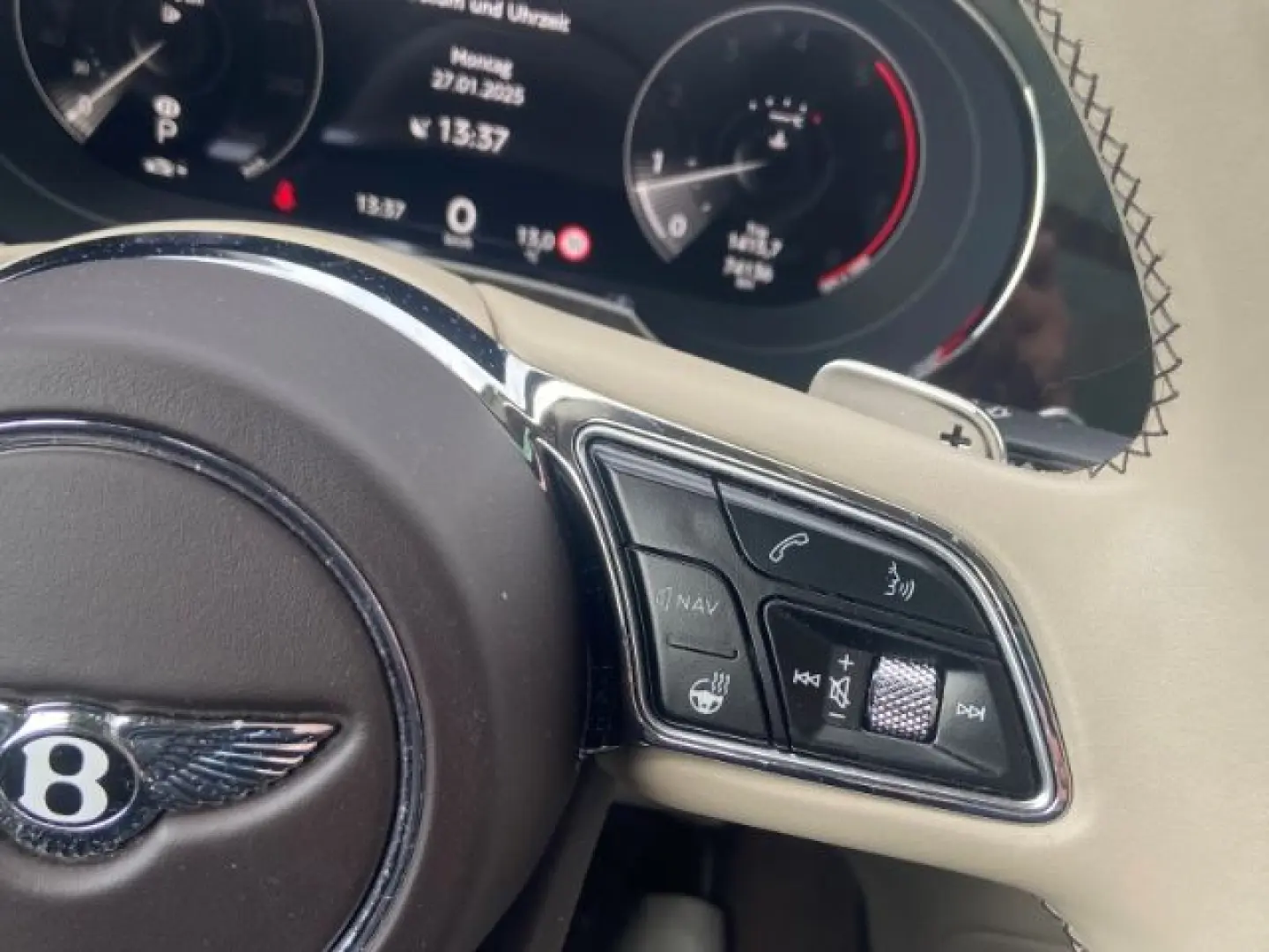 Bentayga Mulliner First Edition 22 Naim Airmatic