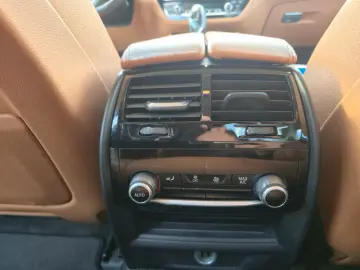 BMW 520D XDRIVE Luxuryedition