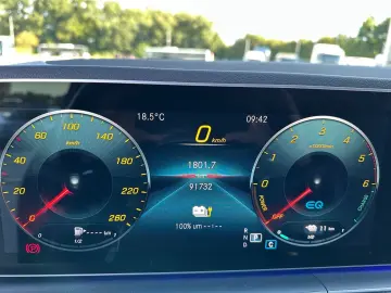 GLE 350 de 4M AMG MBUX Pano Burm AIR AHK M-BEAM