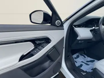 Range Rover Evoque P200 SE ACC Pano Nav DAB WiPa
