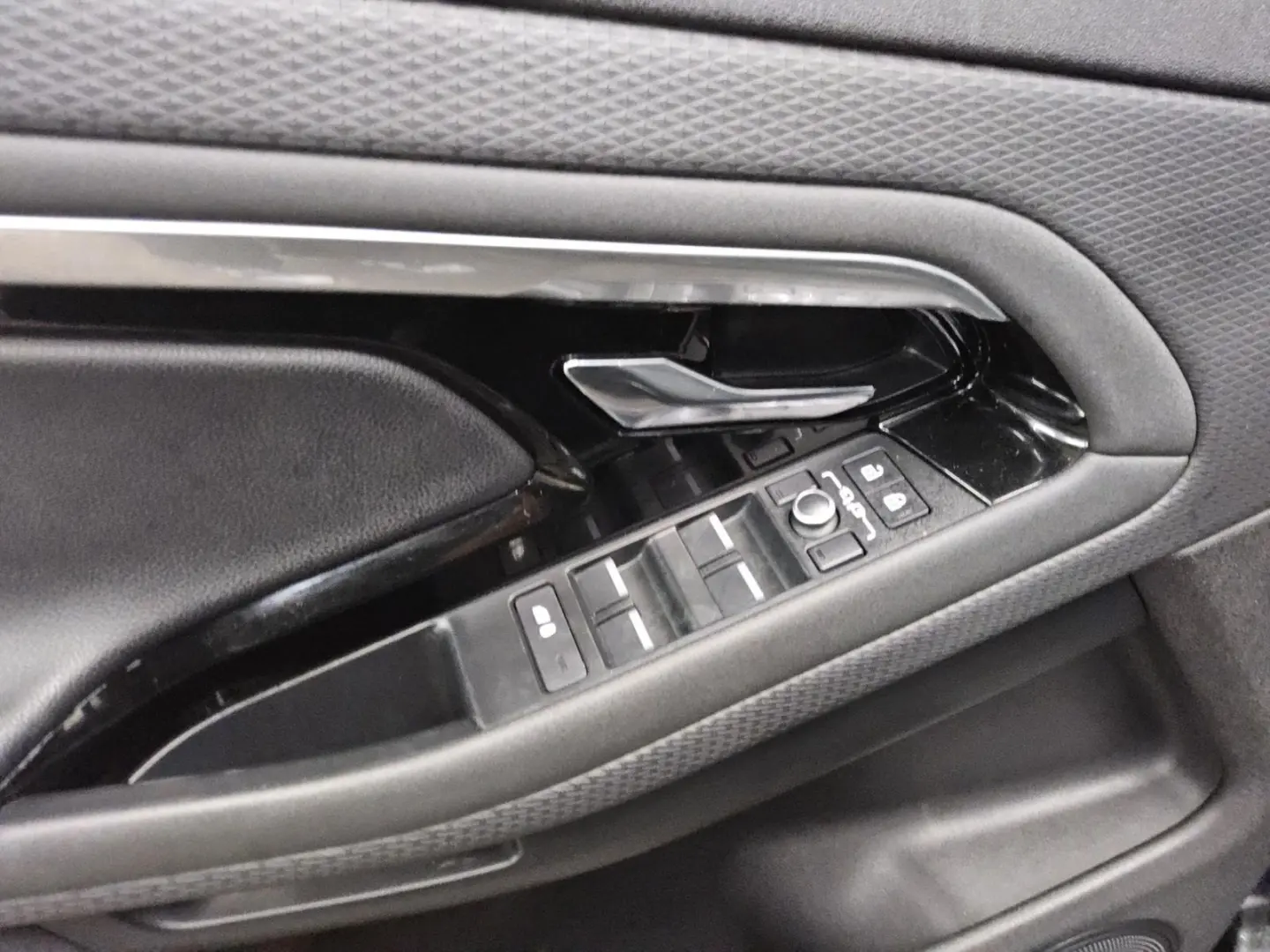 Range Rover Evoque P200 R-Dynamic Pano LED 360