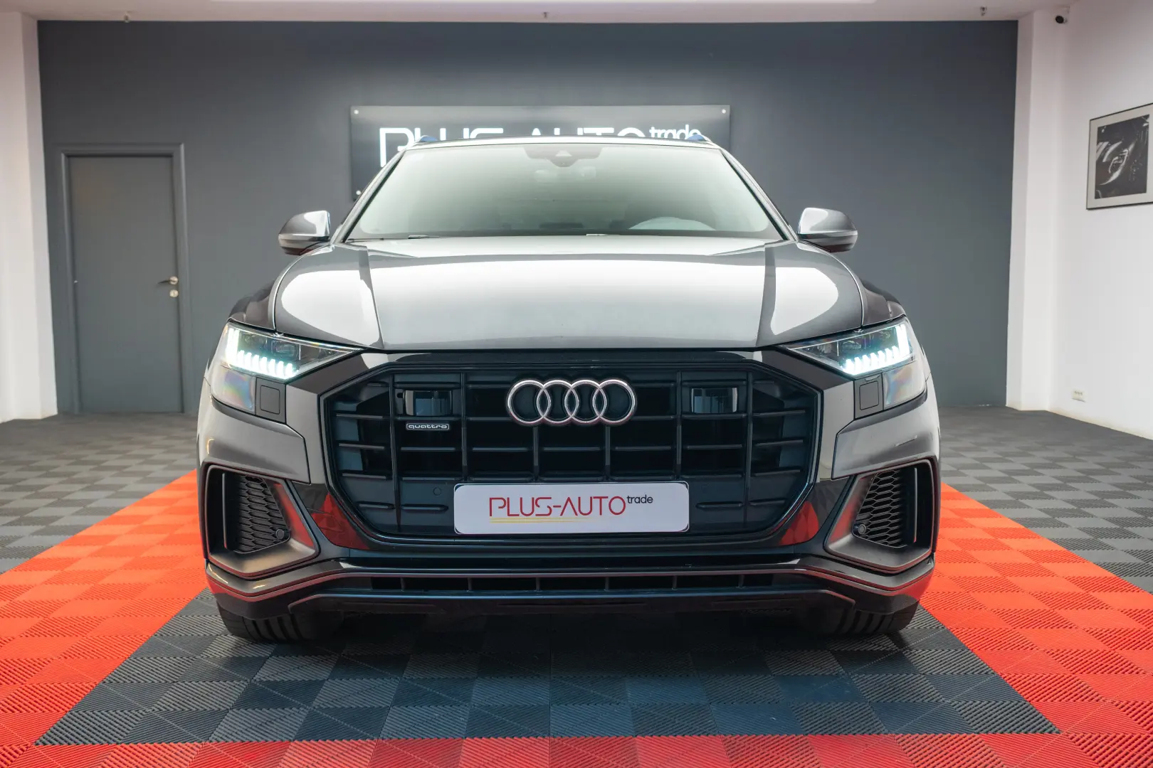 Audi Q8 Quattro 3 0 TDI S line pano