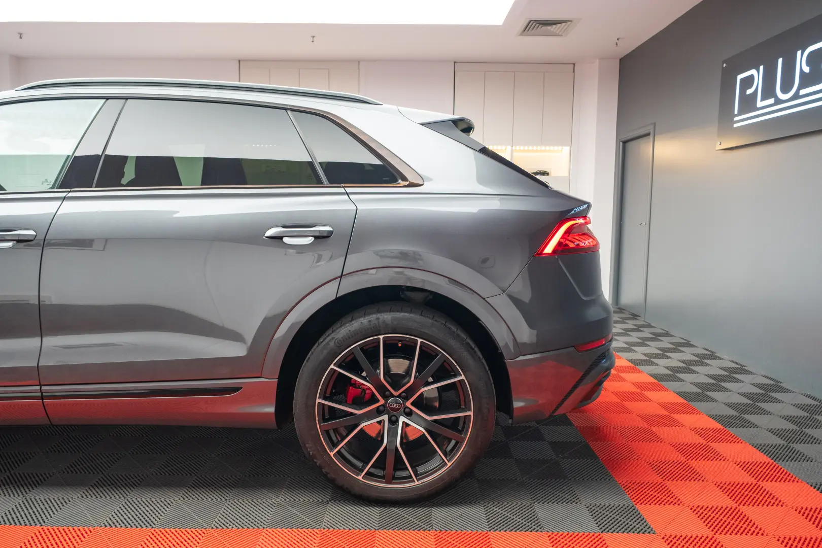 Audi Q8 Quattro 3 0 TDI S line pano