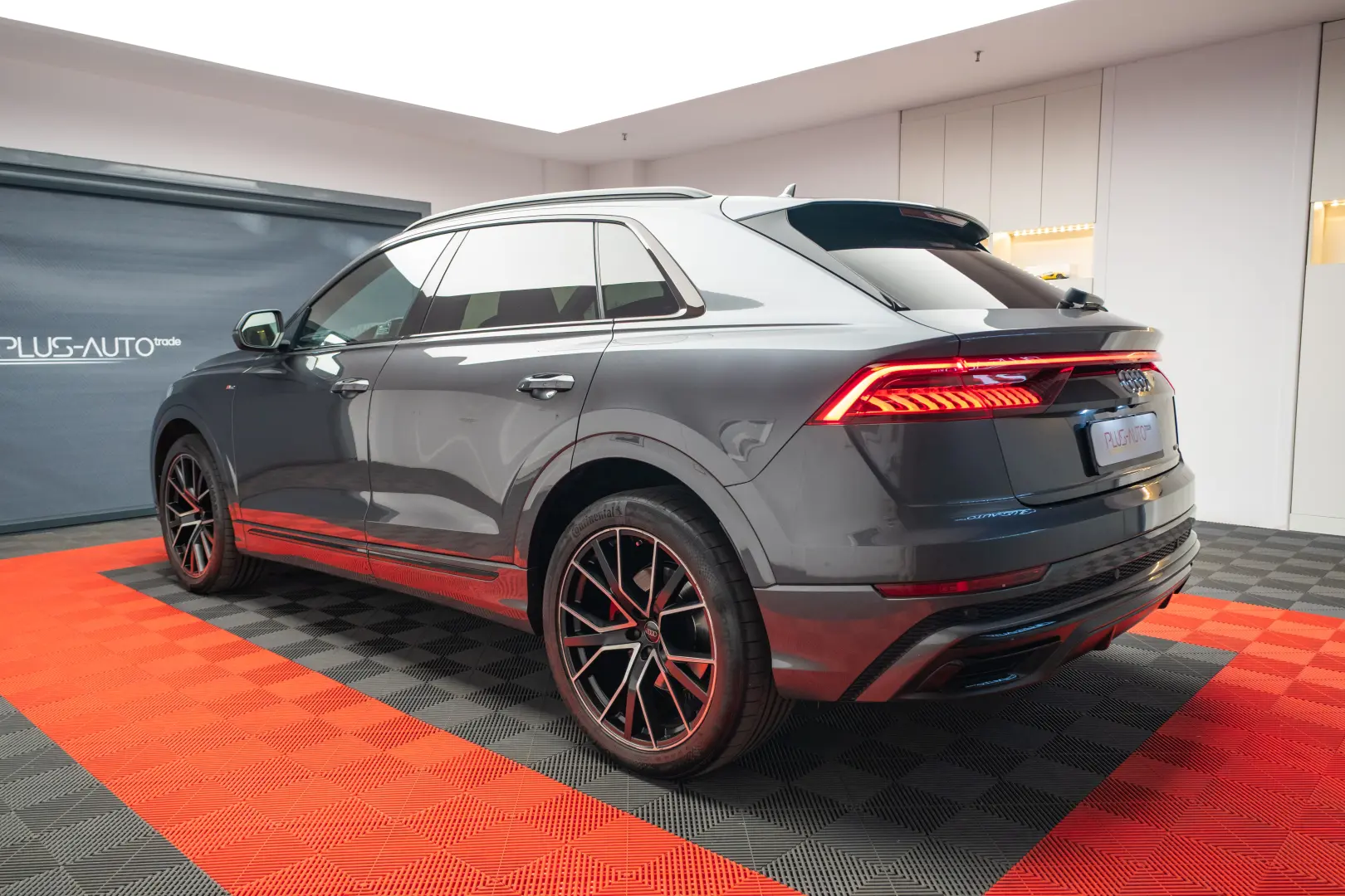 Audi Q8 Quattro 3 0 TDI S line pano