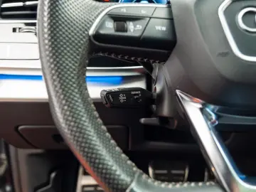 Audi Q8 Quattro 3 0 TDI S line pano