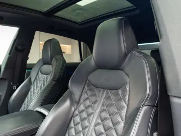 Audi Q8 Quattro 3 0 TDI S line pano