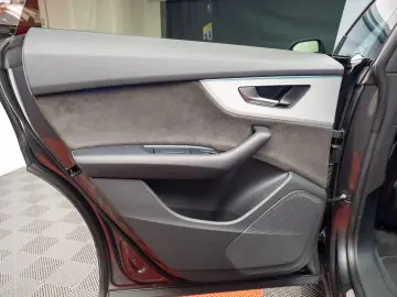 Audi Q8 Quattro 3 0 TDI S line pano