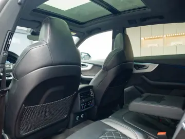 Audi Q8 Quattro 3 0 TDI S line pano