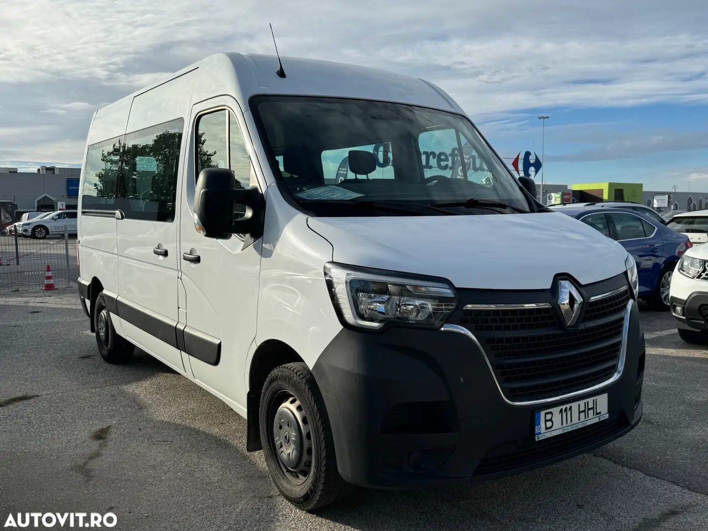Renault Master 2.3 Blue dCi 145 TT Combi 3 5t L2H2 8 1
