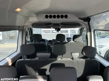 Renault Master 2.3 Blue dCi 145 TT Combi 3 5t L2H2 8 1