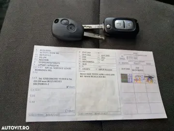 Renault Master 2.3 Blue dCi 145 TT Combi 3 5t L2H2 8 1