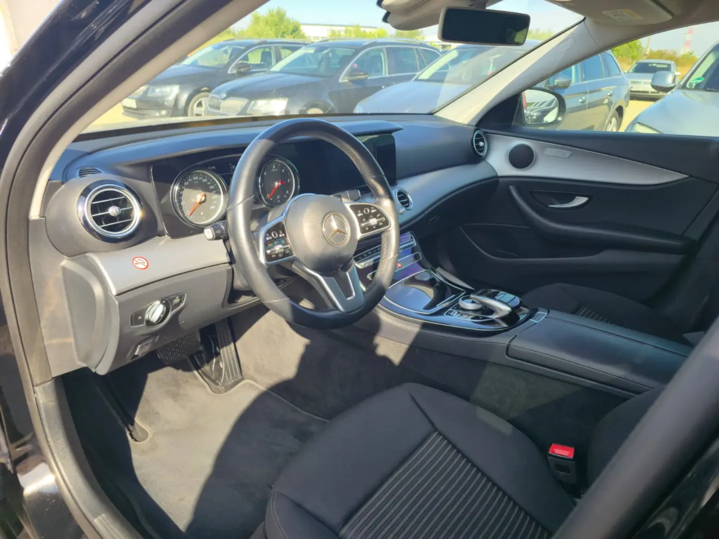 Mercedes Benz E 220D 4MATIC