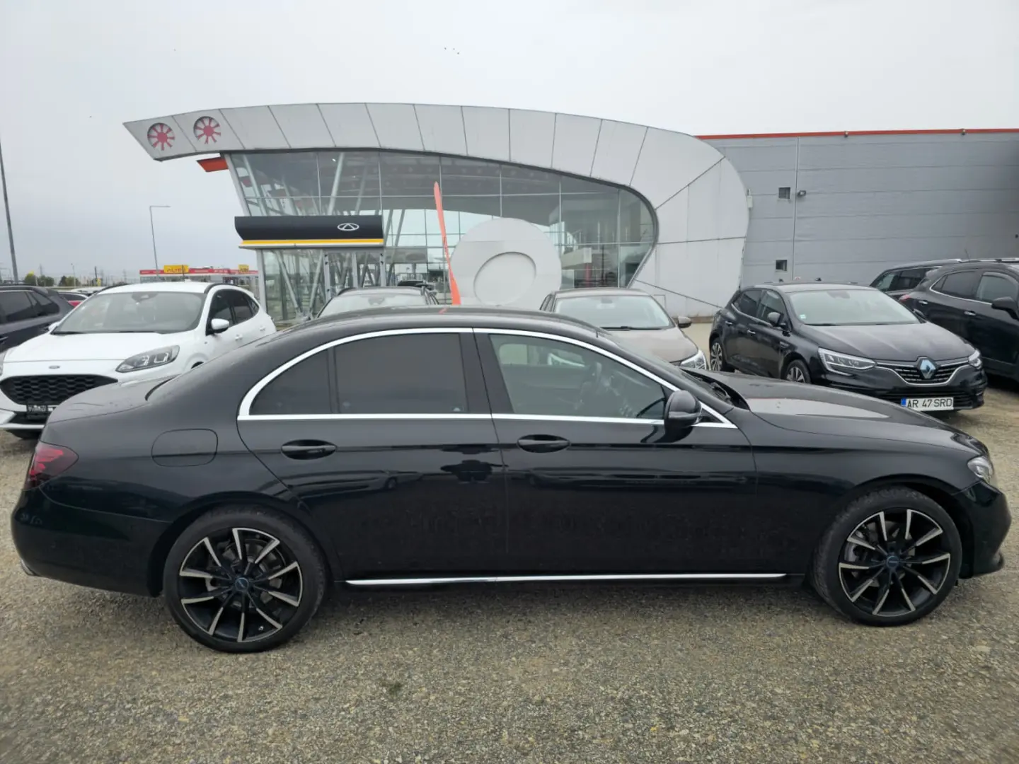 Mercedes Benz E 220D 4MATIC