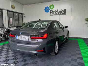 BMW Seria 3 320d xDrive AT Advantage