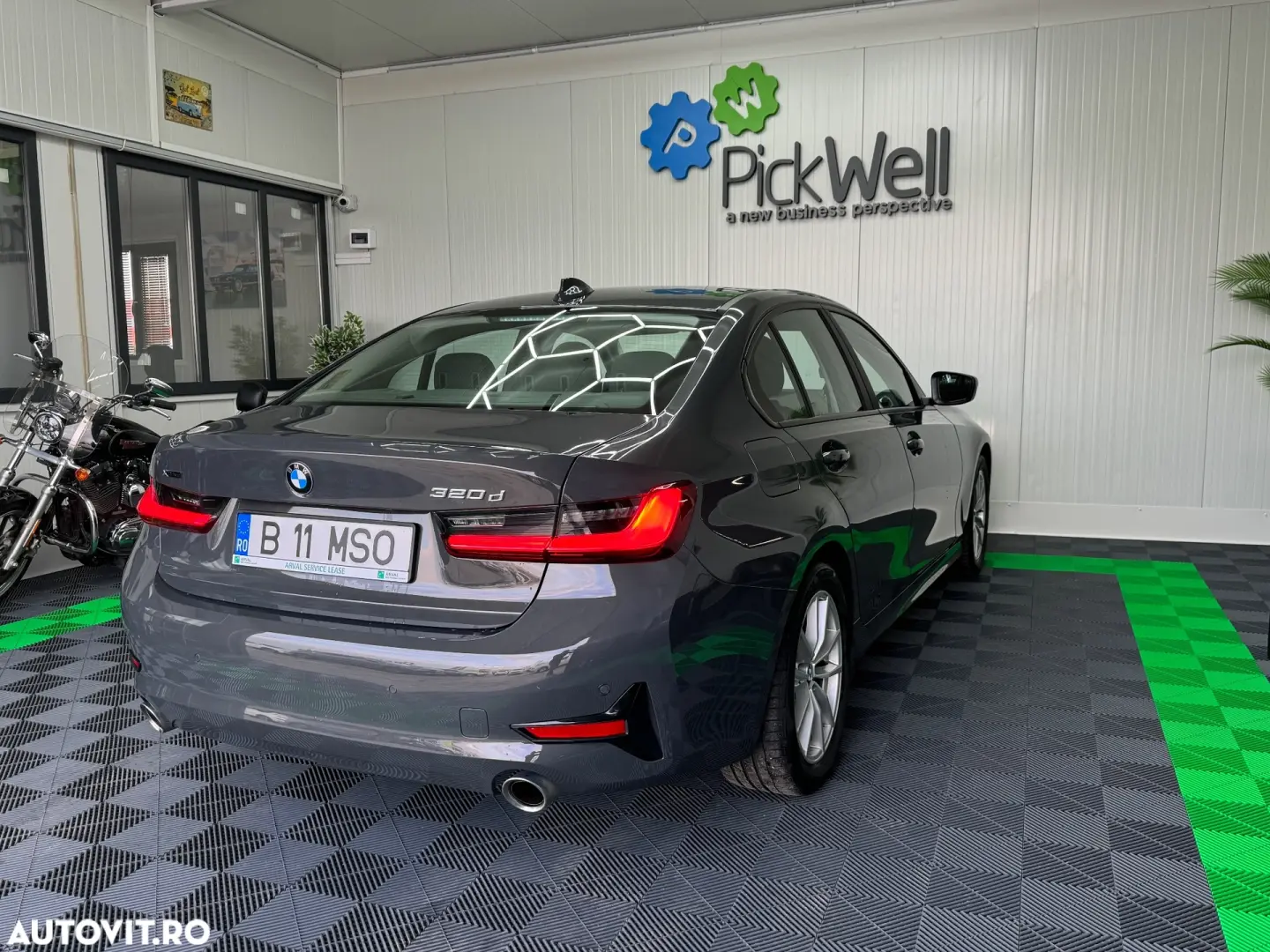 BMW Seria 3 320d xDrive AT Advantage