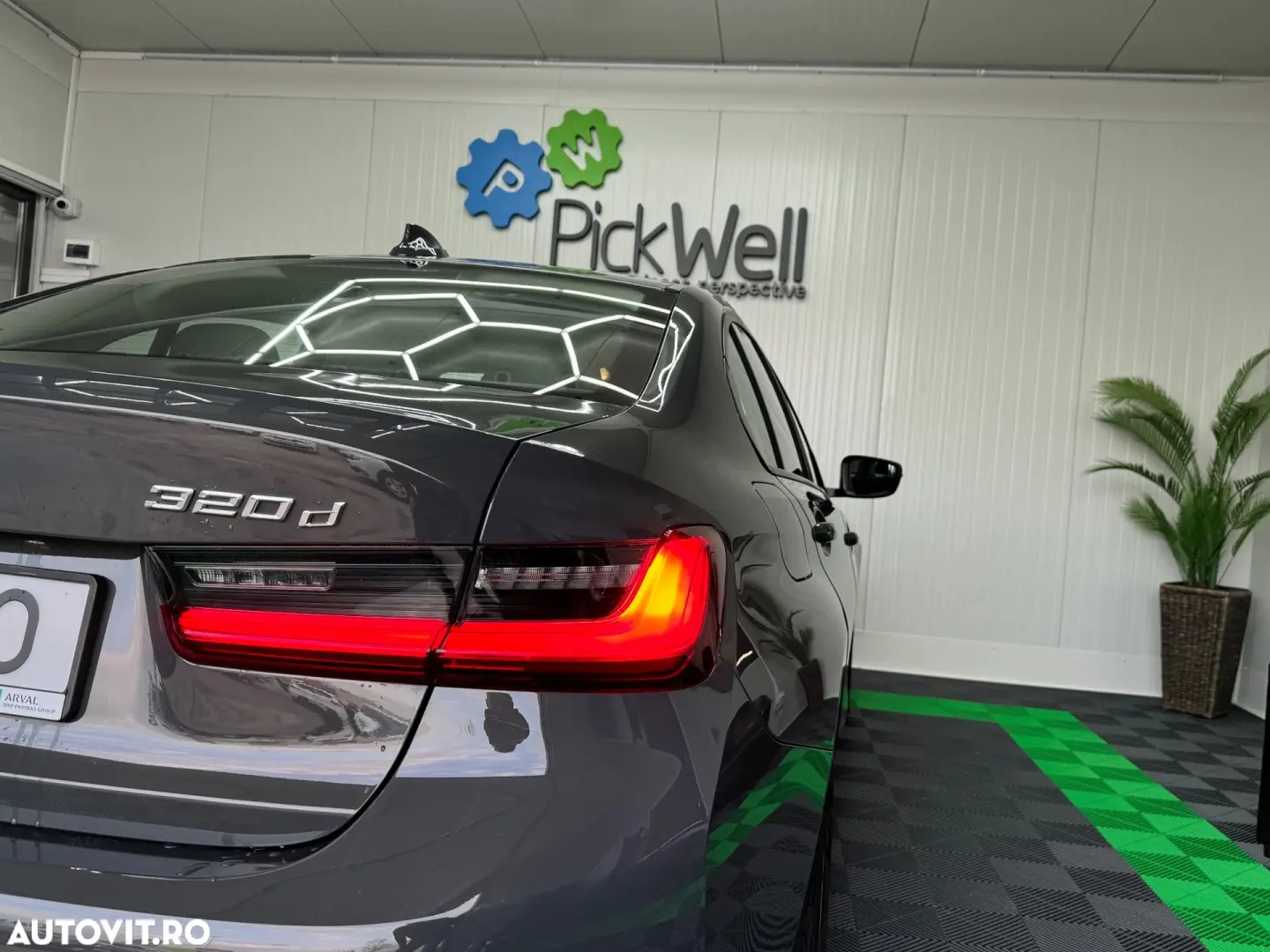 BMW Seria 3 320d xDrive AT Advantage