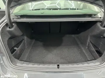 BMW Seria 3 320d xDrive AT Advantage