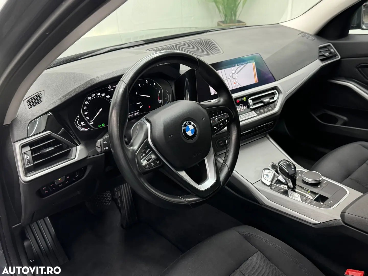BMW Seria 3 320d xDrive AT Advantage