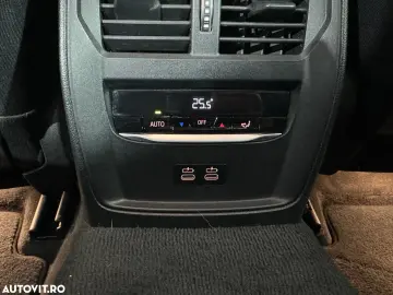 BMW Seria 3 320d xDrive AT Advantage