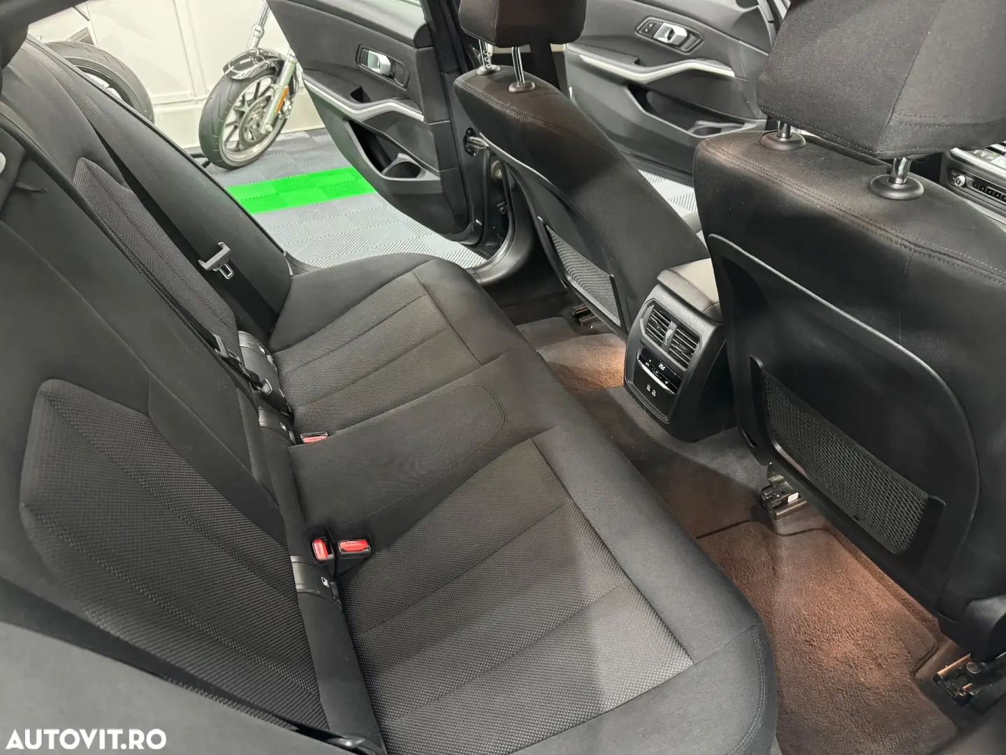 BMW Seria 3 320d xDrive AT Advantage