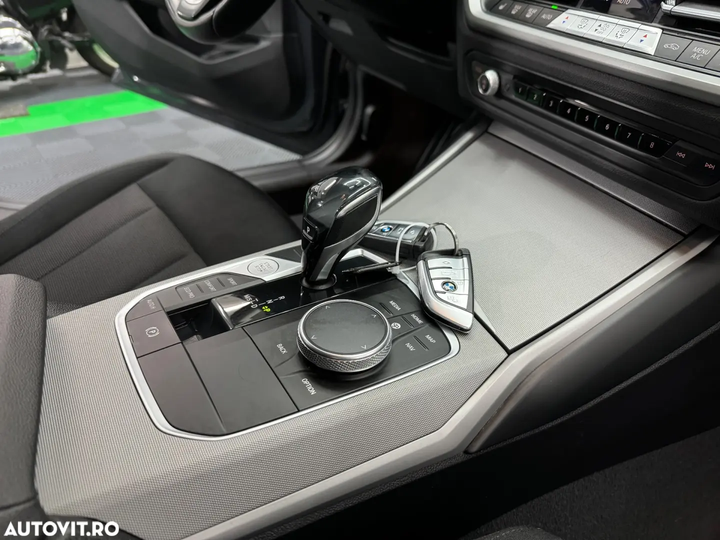 BMW Seria 3 320d xDrive AT Advantage