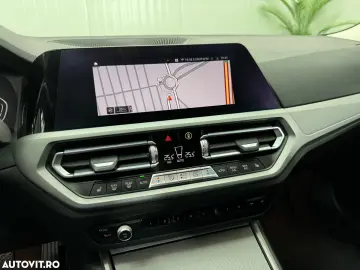 BMW Seria 3 320d xDrive AT Advantage