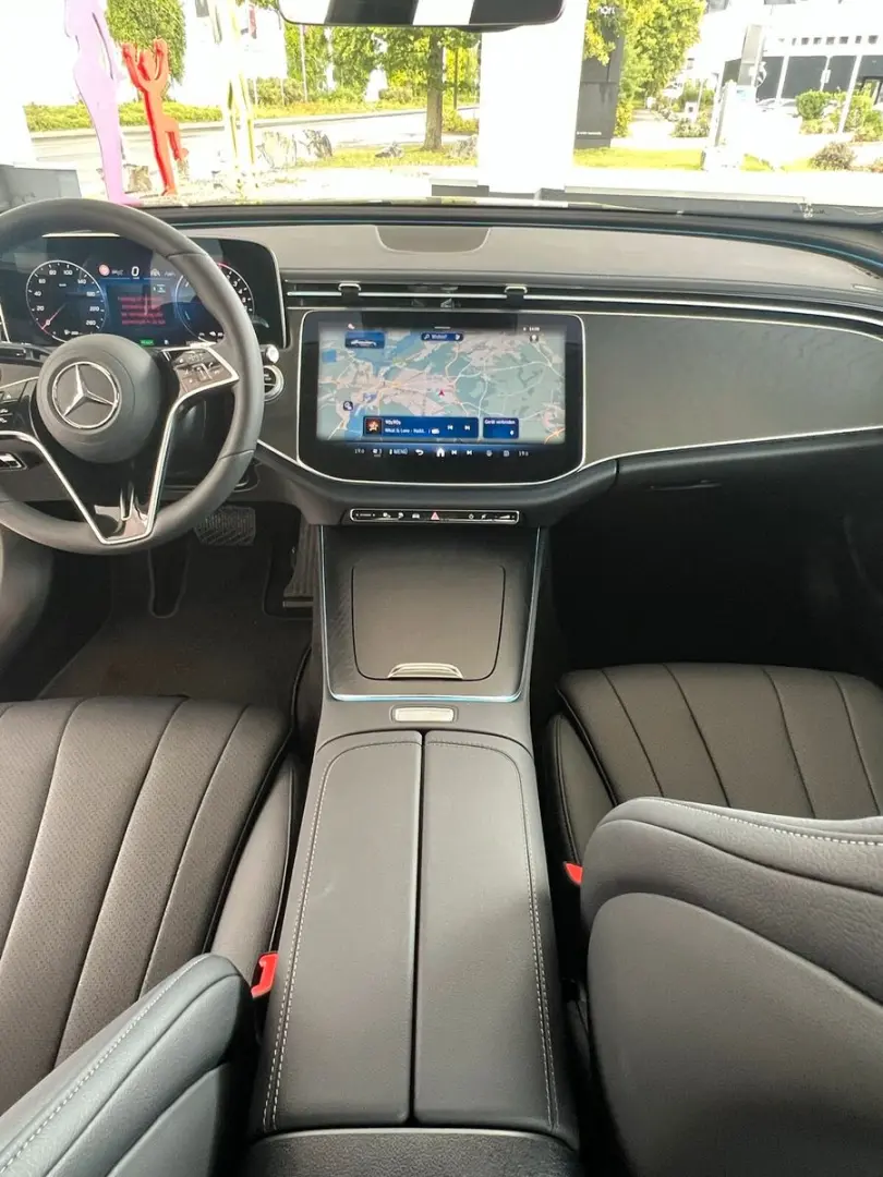 E 400 e 4M AVANTGARDE Distronic Kamera Memory