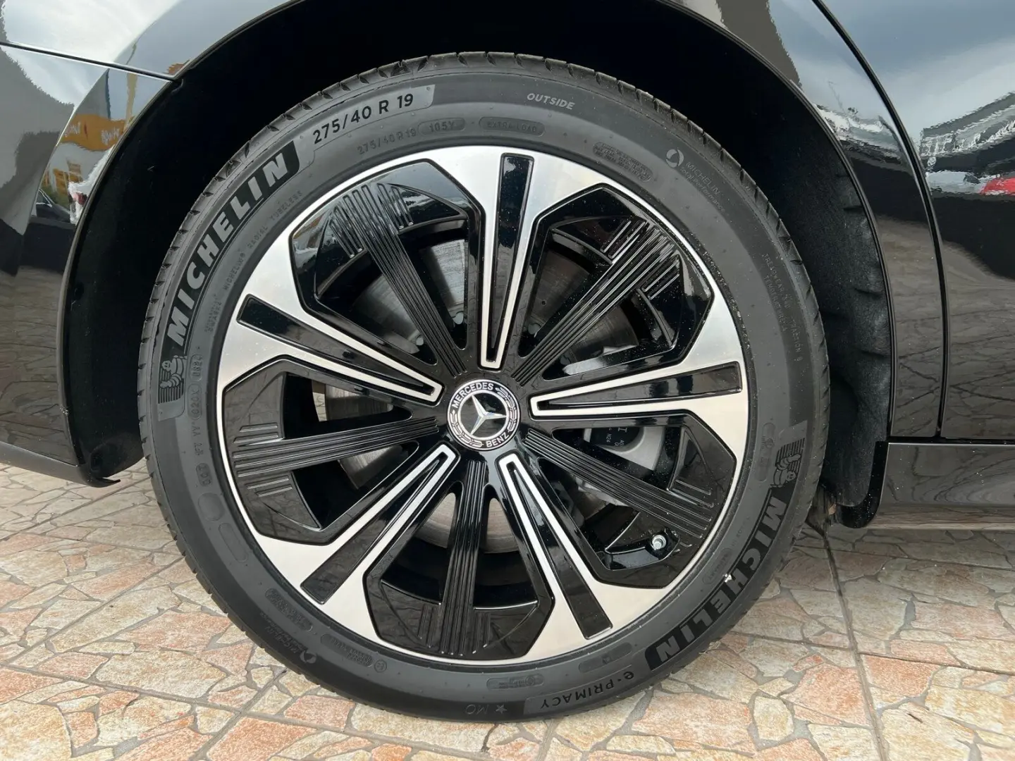 E 400 e 4M AVANTGARDE Distronic Kamera Memory