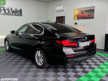 BMW Seria 5 530i xDrive AT MHEV